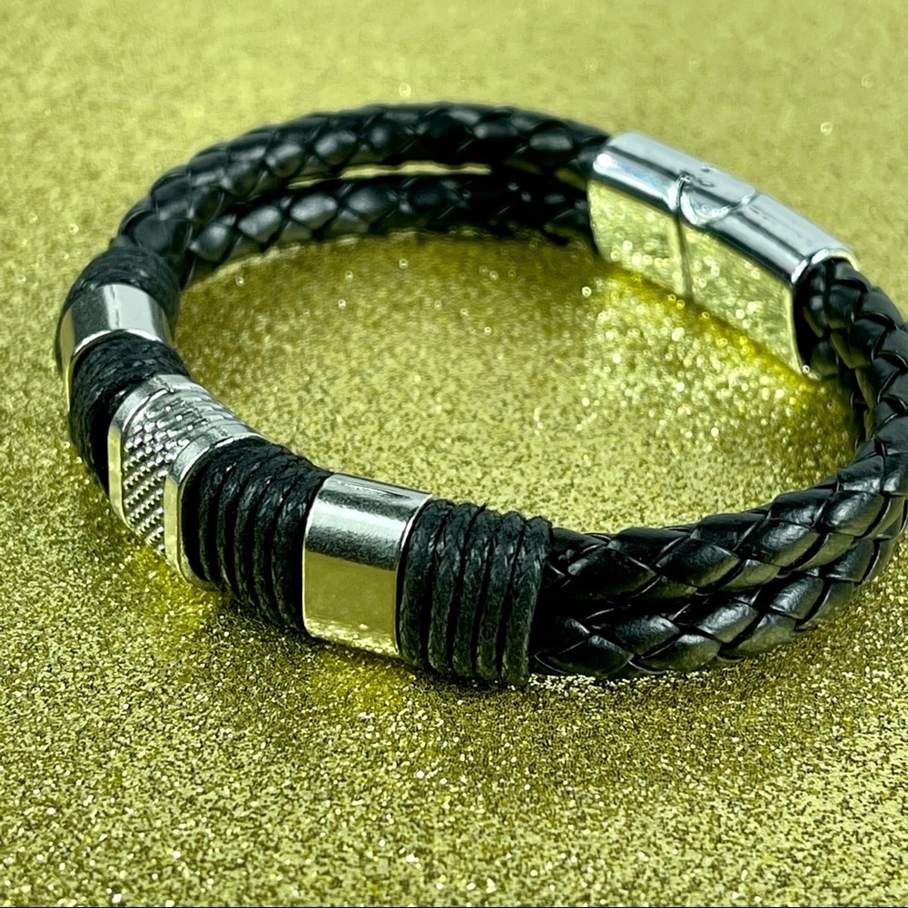 Black Braid Leather Titanium Bracelet Unisex - Picture 4 of 12